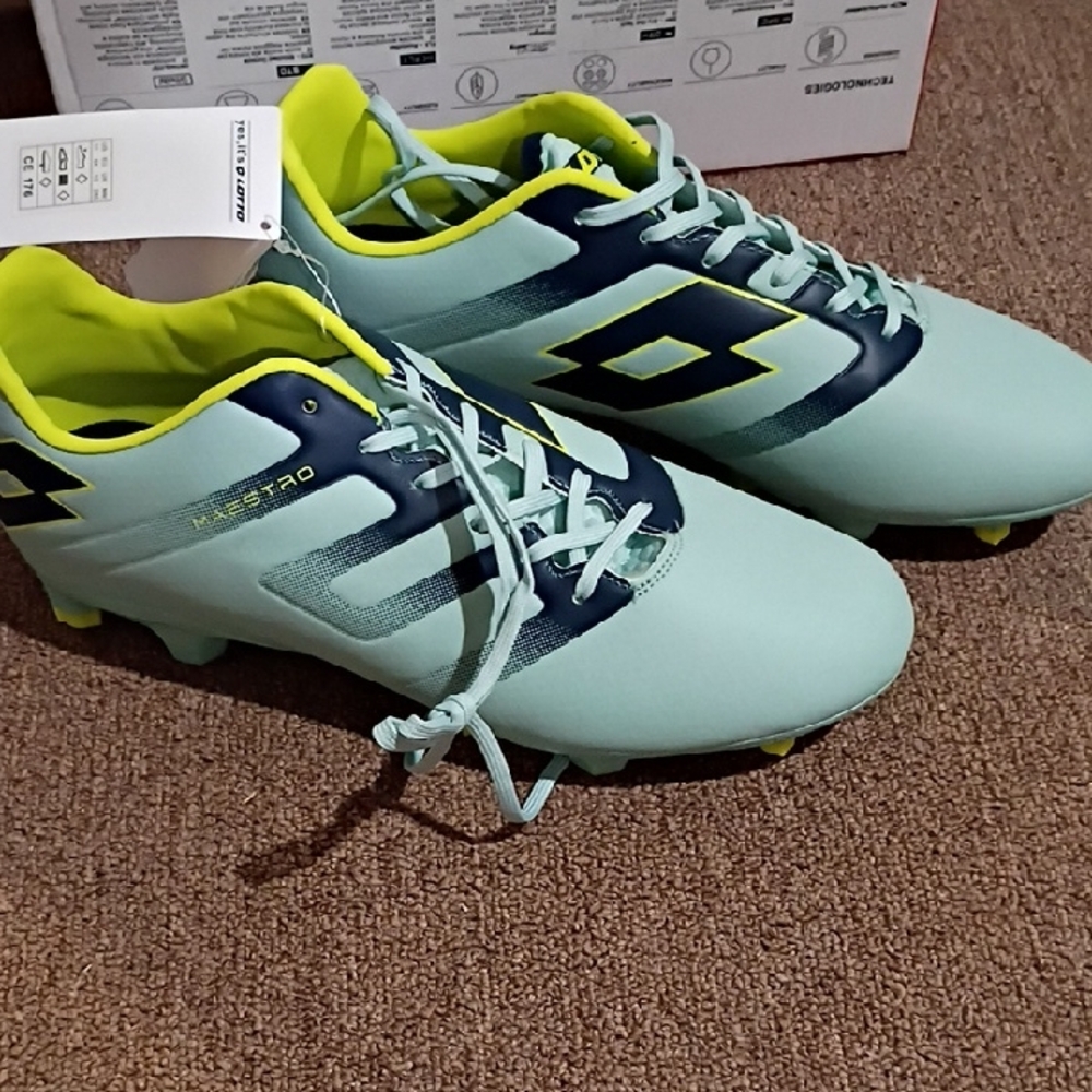 Umbro Lotto Maestro 300 V Soccer Cleats in Blue Yellow Accents Mens Size 11 Nwt